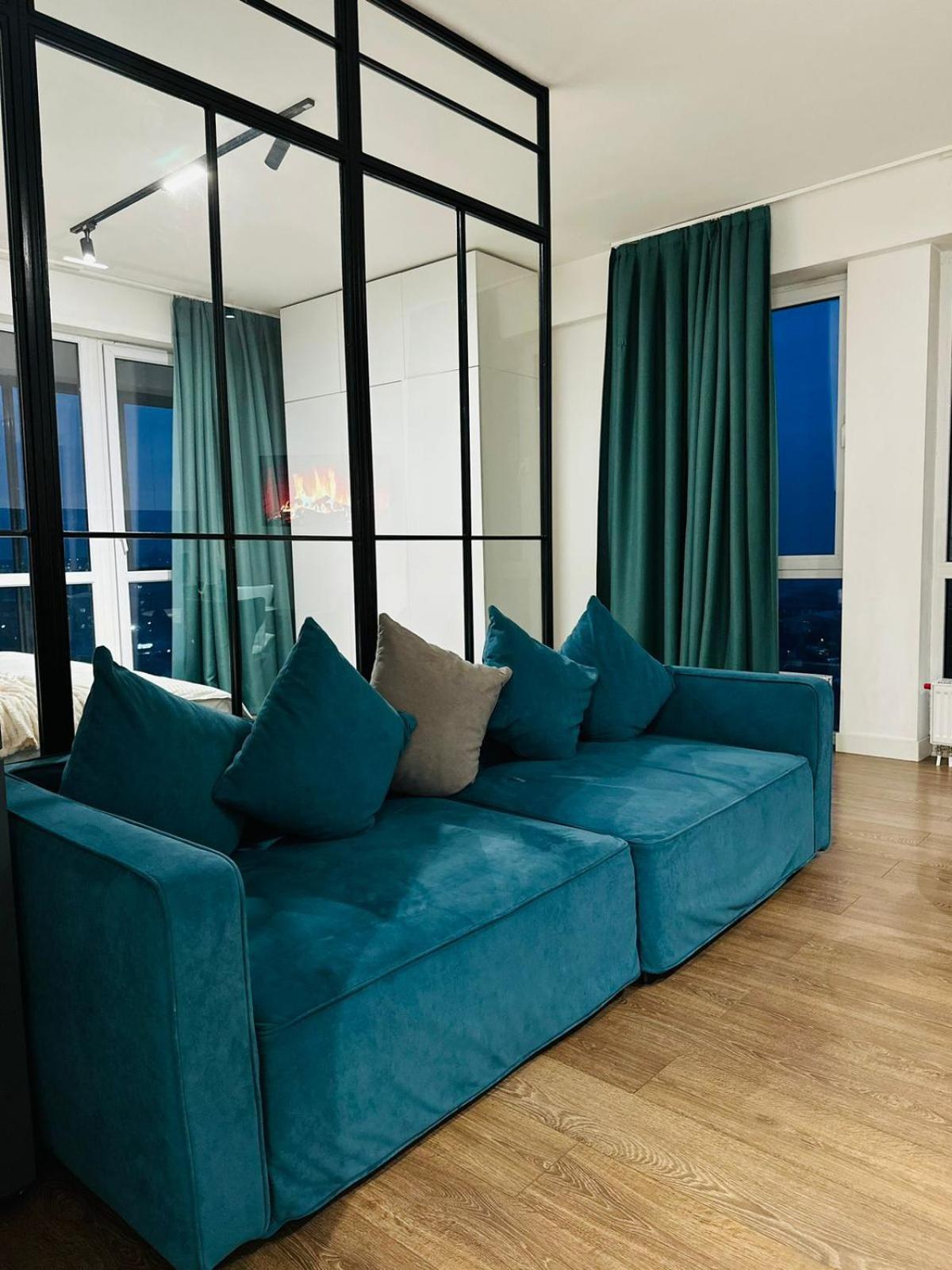 Business-class Apartment, евротрёшка с панорамным видом Apartment *